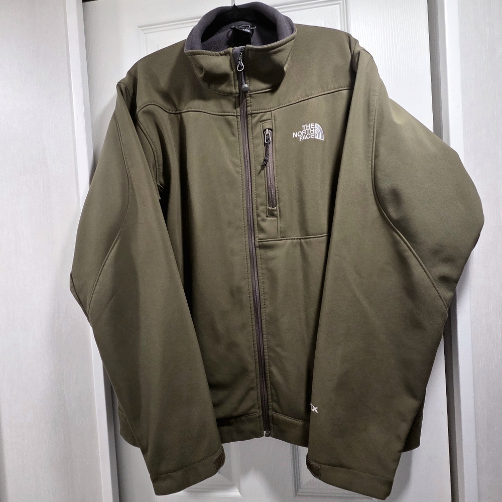 The North Face Men's Size Large Olive Green Apex Bionic Soft Shell Jacket